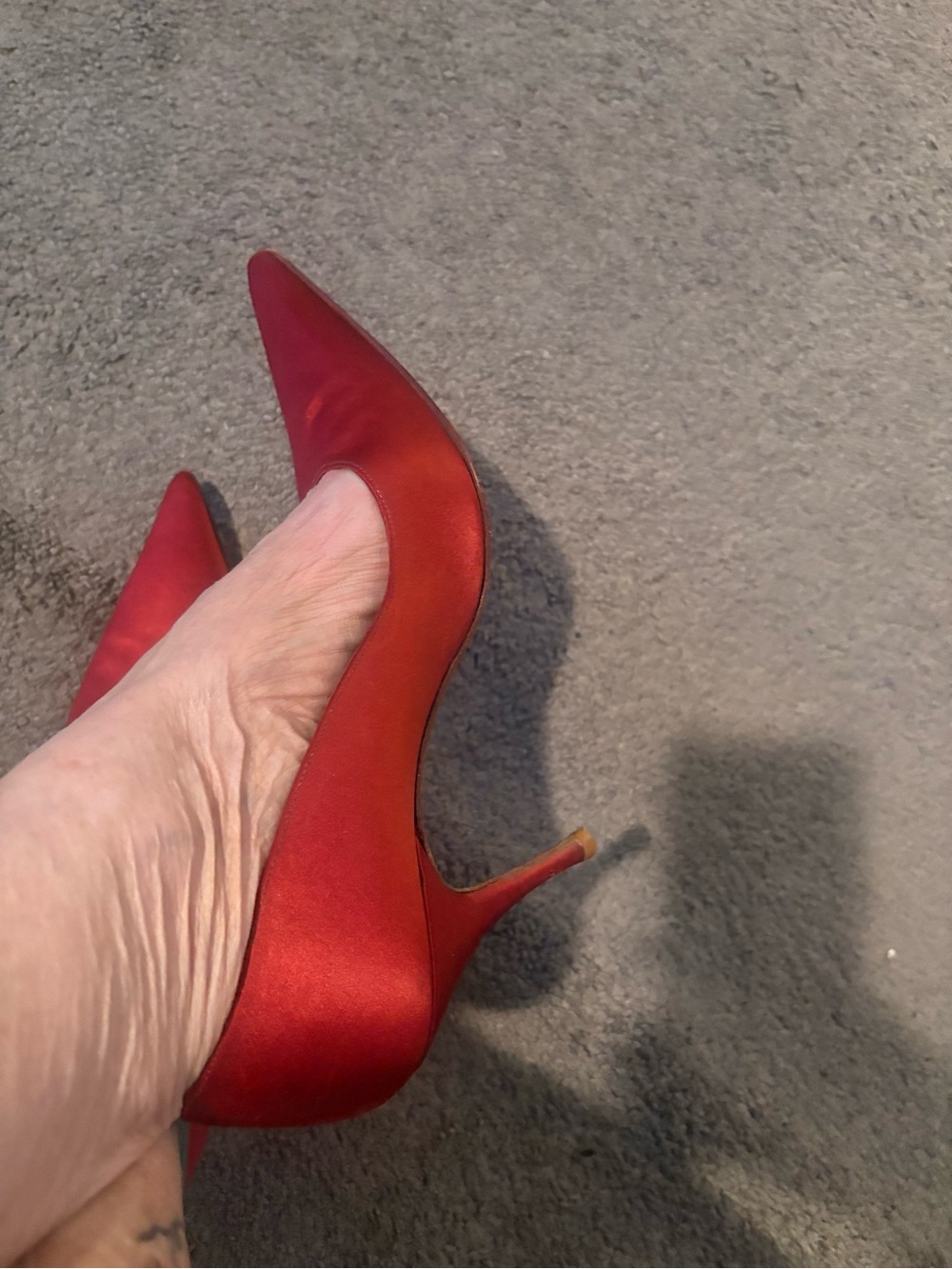 Stuart Weitzman rusty Red silk Pointed-Toe Pumps. gorgeous! Retired Reverend ❤️ - Picture 7 of 11